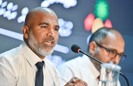 Dr Ismail Shafeeu speaking at last night's press conference.