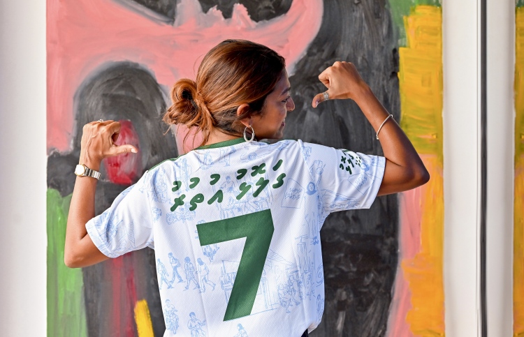 އީވާ: ގަލޮޅު އުތުރަށް އިމްތިހާނުވެފައި، އިތުބާރު ހިފޭ