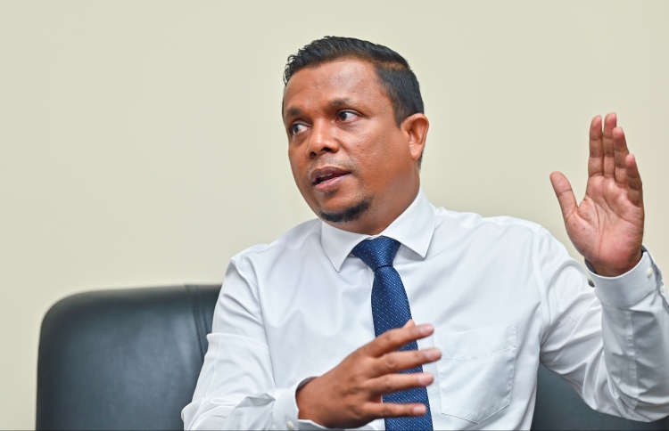 ގޮންޖެހުން ބޮޑު، އެކަމަކު ބަނގުރޫޓުވިޔަ ނުދޭނަން