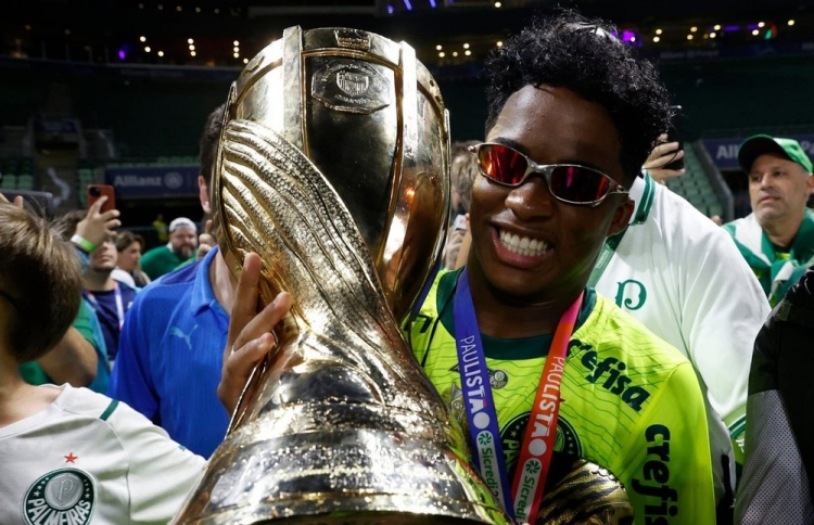 އުމުރުން 17 އަހަރުގައި އެންޑްރިކް ފަސްވަނަ ތަށި