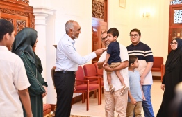 President Dr Muizzu and First Lady Sajida greet Minister of Health Dr Abdulla Khaleel and Family.-- Photo: President's Office