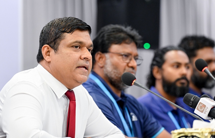 ލައިސަންސް ފީ ކައުންސިލްތަކުން ބަލައިގަންނަ ގޮތް ހަދަނީ