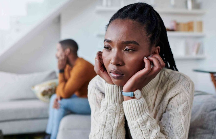 ލޯބިވާ މީހާ ދޫކޮށް މޫވް އޮން ކުރާނީ ކިހިނެއް؟