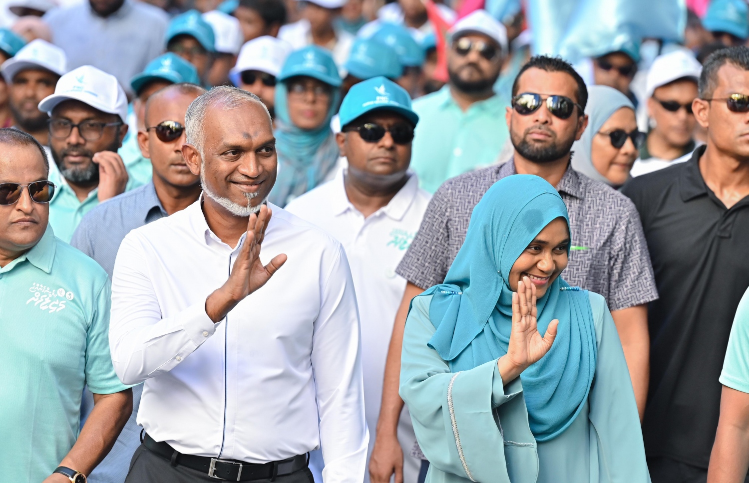 ރައީސް ރައްޔިތުންގެ މަޖިލީހުގެ ކެމްޕެއިންގައި: ދެ އިންތިހާބު އެއްކޮށްލަން ރައްޔިތުންގެ ފެންނަ ނުފެންނަ ވޯޓެއް ނަގަން ވަނީ ނިންމާފައި - ފޮޓޯ: ނިޝާން އަލީ / މިހާރު