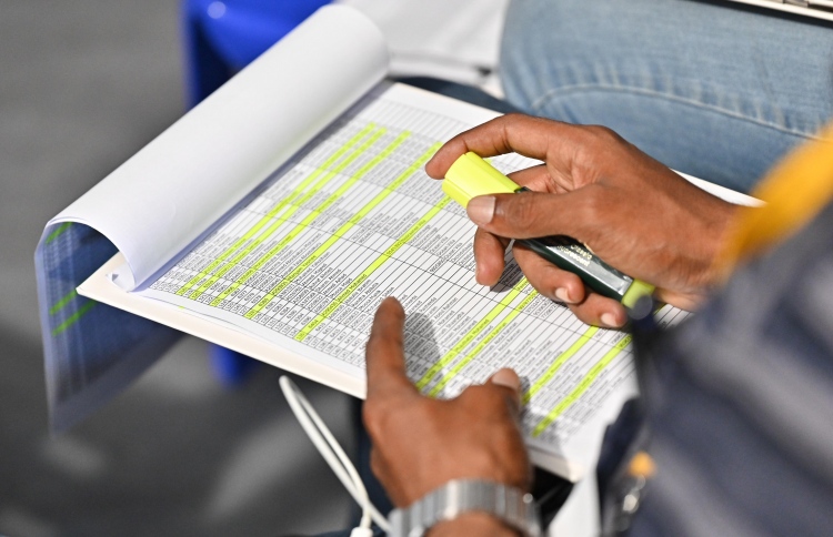 މަޖިލިސް ސަރުކާރަށް، ރައްޔިތުން މި ބުނަނީ ކީކޭ؟