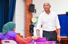 Former President Ibrahim Mohamed Solih at the voting booth yesterday.-- Photo: Fayaz Moosa / Mihaaru