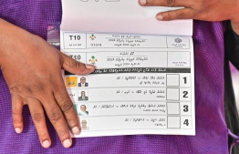 MAJILIS ELECTION 2024 / VOTE QUEUE / ELECTIONS COMMISSION | PHOTO: NISHAAN ALI