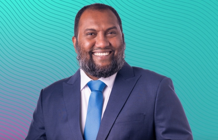 ފަސްޓް ލޭޑީގެ ބޭބޭފުޅު އިންތިހާބު ކާމިޔާބު ކުރައްވައިފި