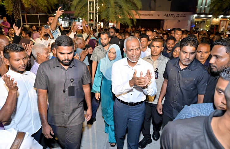 ސުޕަމެޖޯރިޓީ ދައްކާލައި، ކާމިޔާބީ ފާހަގަކޮށްފި