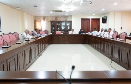Members attend a meeting for the Parliament Committee on Foreign Relations -- Photo: Parliament