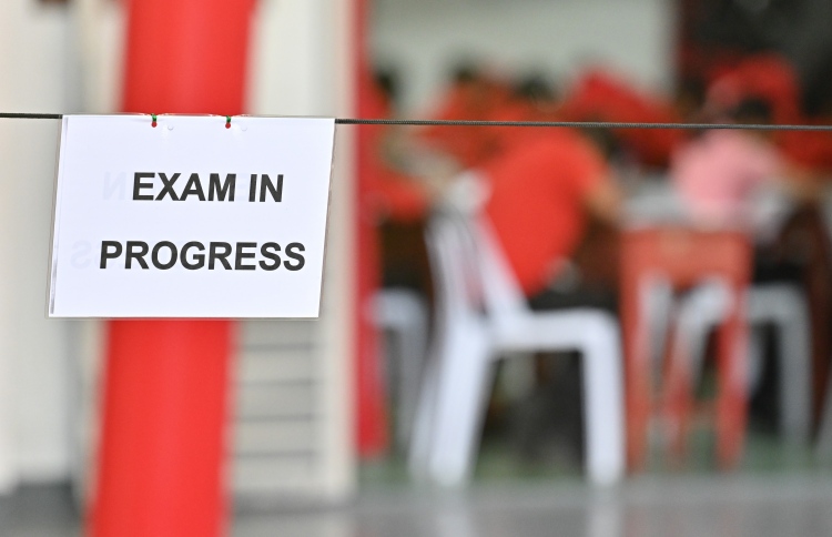4،293 ކުދިންނާ އެކު އޭލެވެލް އިމްތިހާނު ފަށައިފި