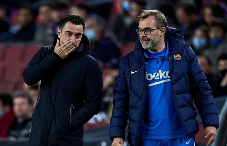 ޒަވީ ބާސާގައި ހުންނާނެ، އެދެނީ ޒަވީގެ ބޭބެ ބޭރުކުރަން