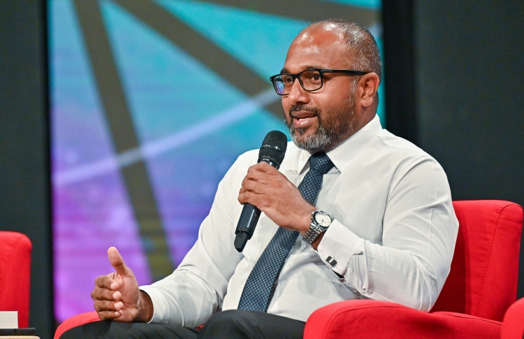 އެއްވެސް ތަނެއްގައި ބިދޭސީން ބޭނުމެއް ނޫން:އިހުސާން