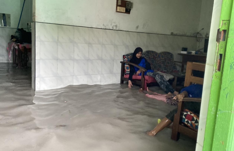 ދެ ގަޑިއިރަށް ބޯކޮށް ވާރޭ ވެހި،ފޯކައިދޫ ފެނު އަޑީގައި