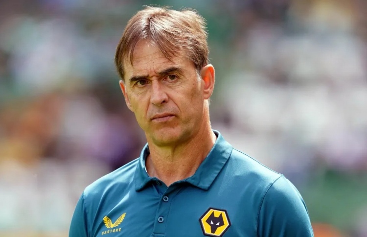 ލޮޕެޓެގީއާ ދެކޮޅަށް ވެސްޓްހޭމްގެ ސަޕޯޓަރުން ޕެޓިޝަނެއް