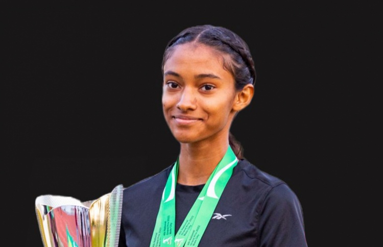 މުގުރާލަން އުނދަގޫ 100 މީޓަރުގެ ރެކޯޑް ރޫޔާ އަށް