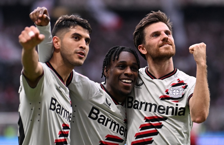 ލެވަކޫސަނުން 60 އަހަރުވީ ރެކޯޑަކާ އެއްވަރު ކޮށްފި