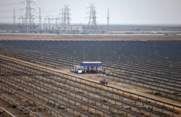 A general view of installed solar panels at the Khavda Renewable Energy Park of Adani Green Energy Ltd (AGEL), in Khavda, India, April 12, 2024. -- Photo: Reuters / Amit Dave
