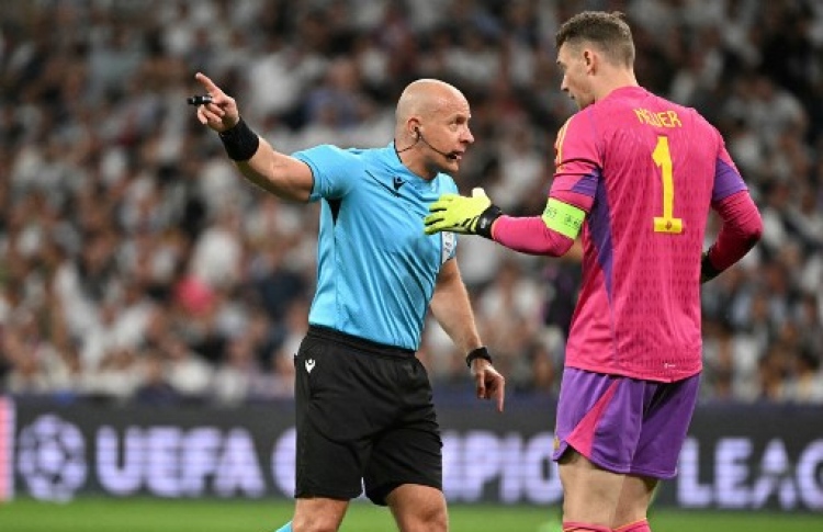 ގޯސް ހެދުނުކަމަށް ރެފްރީ އެއްބަސްވެއްޖެ: ބެޔާން