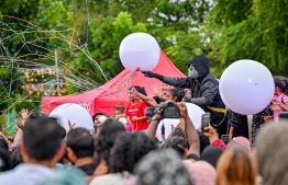 Children dancing during an activity at the 'Ufaa Festival' held on Friday inside Hulhumale Central Park to commemorate the national Children's Day. -- Photo: Nishan Ali |Mihaaru News