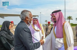 President Muizzu and First Lady Sajidha were received by Prince Salman bin Sultan bin Abdulaziz, Governor of Madinah Region -- Photo: President's Office