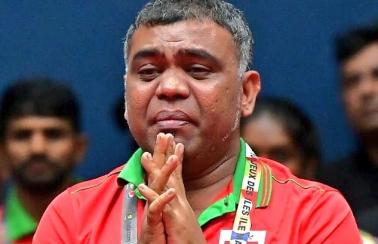 ކާމިޔާބީގެ ވަގުތުގައި ބޮޑު ބަހުސަކަށް ނުހަދާ: މަރޭ