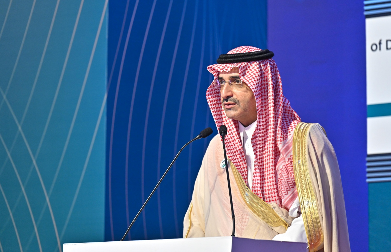 ސައުދީ ފަންޑު ފޯ ޑިވަލޮޕްމެންޓް (އެސްއެފްޑީ) ގެ ސީއީއޯ ސުލްތާން އަބްދުއްރަހްމާން އަލް މަރުޝަދު ވާހަކަ ދައްކަވަނީ -- ފޮޓޯ: ނިޝަން އަލީ / މިހާރު