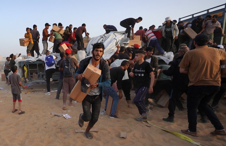 ޣާއްޒާގެ ޕްލޭނާ މެދު ނަތަންޔާހޫ އަށް ޕްރެޝާ ބޮޑުވަނީ