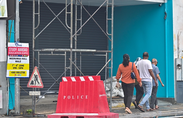 އެމްޑީޕީ/ޑިމޮކްރެޓްސް ހަރުގެ ހިންގި ތަން ޕީއެންސީއަށް