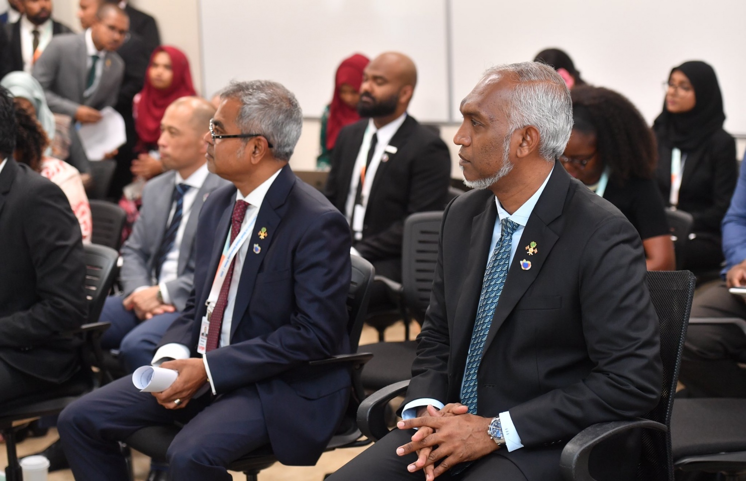 މިހާރު ކުރިއަށްދާ ސިޑްސް ކޮންފަރެންސްގެ ހަވާސާގައި ރާއްޖޭން އިންތިޒާމުކޮށްގެން ބޭއްވި ސީއެސްއާރުއައި) އިނީޝިއަޓިވްގެ ބައްދަލުވުމުގައި ރައީސް ބައިވެރިވެވަޑައިގަންނަވަނީ. --ފޮޓޯ: ރައީސް އޮފީސް