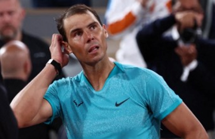 ނަޑާލް ކެޓީ ފުރަތަމަ ބުރުން، ދެން އަލުން ނުފެނިދާނެ