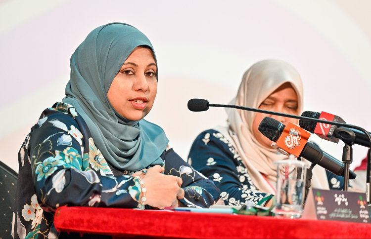 އާސަންދަ ދޭނީ އިތުރު އިންޝުއަރެންސުން ކަނޑާފައި: ހީނާ