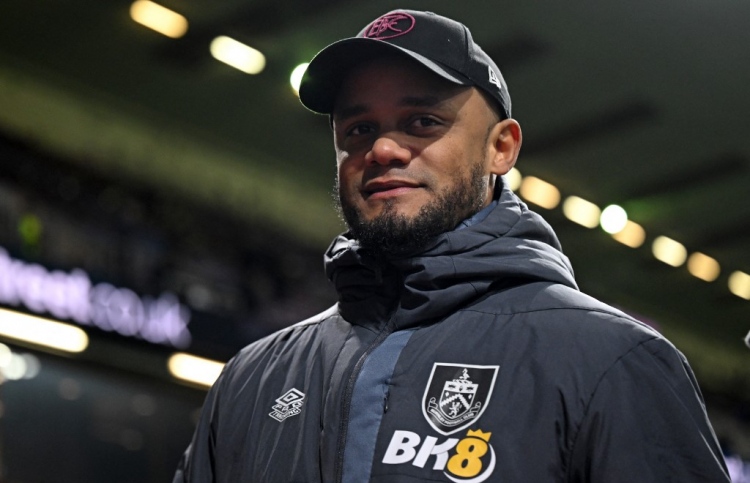 ކޮމްޕެނީ؛ ބާންލީ ރެލިގޭޓްވިޔަސް ބެޔާނުން ދިނީ ކޯޗުކަން