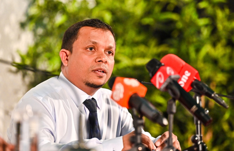 "ޕެންޑިން ބިލްތަކަށް 11.3 ބިލިއަން ދައްކައިފިން"