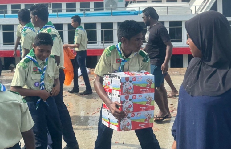 ބޯޓު އަޑިއަށް ދިއުމުން ބިލެތްފަހިން ނަމޫނާ ދެއްކި!