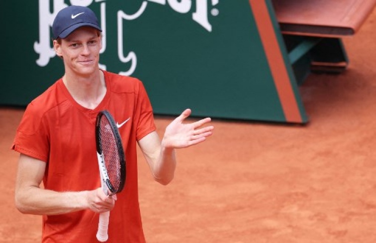 ޖޮކޮވިޗް ވަކިވުމުން ސިނާއަށް ދުނިޔޭގެ އެއްވަނަ