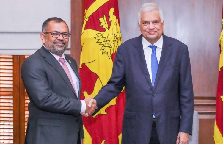 ޒަމީރު، ލަންކާގެ ރައީސް ރަނިލްއާ ބައްދަލުކުރައްވައިފި