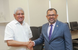 Foreign Minister Moosa Zameer (R) met with Minister of Public Security Tiran Alles (L) -- Photo: Foreign Ministry