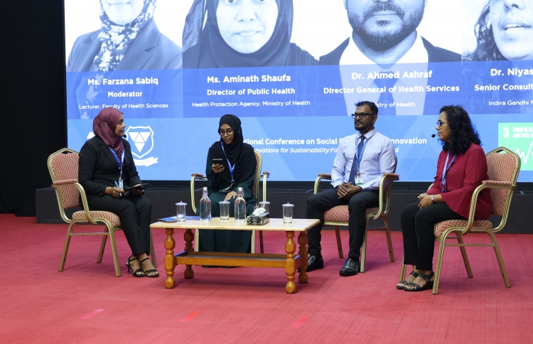 ވިލާ ކޮލެޖުގެ ކޮންފަރެންސަށް 53 ކަރުދާހެއް