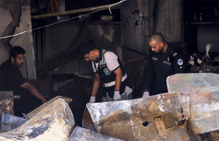 ކުވައިތުގެ އިމާރާތެއްގައި ރޯވެ 49 މަރު