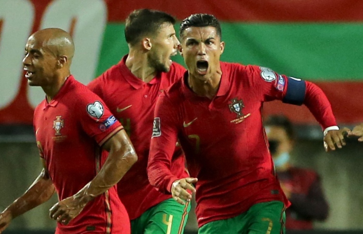 އުމުރުން 39، އަދިވެސް އަހަރެން ފިޓް: ރޮނާލްޑޯ