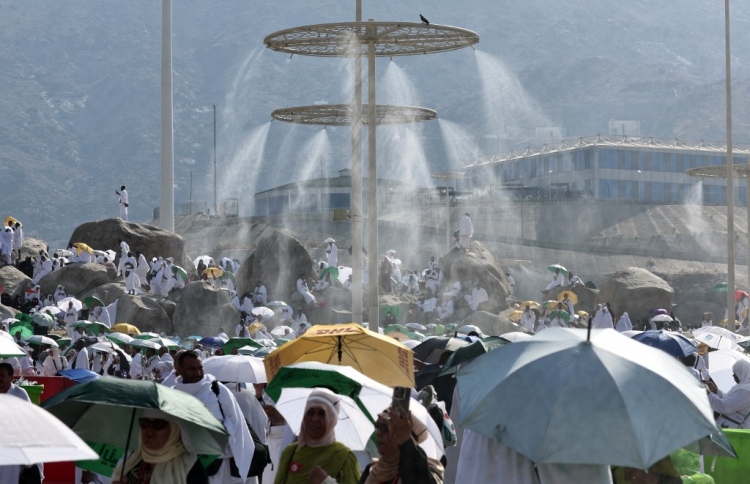 ގަދަ ހޫނުގެ ސަބަބުން ހައްޖާޖީންގެ ބަޔަކު މަރުވެއްޖެ