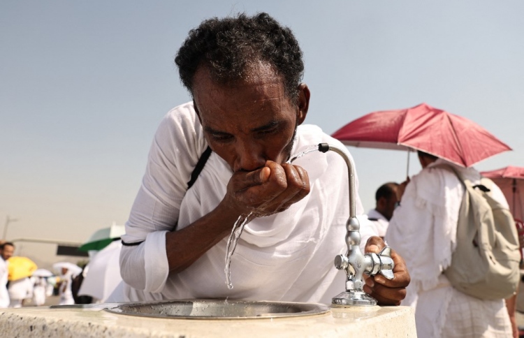 ހޫނު މޫސުމުގެ ހައްޖެއް އޮންނާނީ 16 އަހަރު ފަހުން