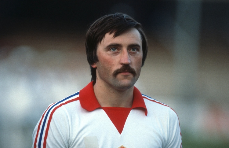 އެންޓޯނިއަން ޕެނެންކާ ޖެހި ދުނިޔޭގެ އެއްވަނަ ޕެނަލްޓީ