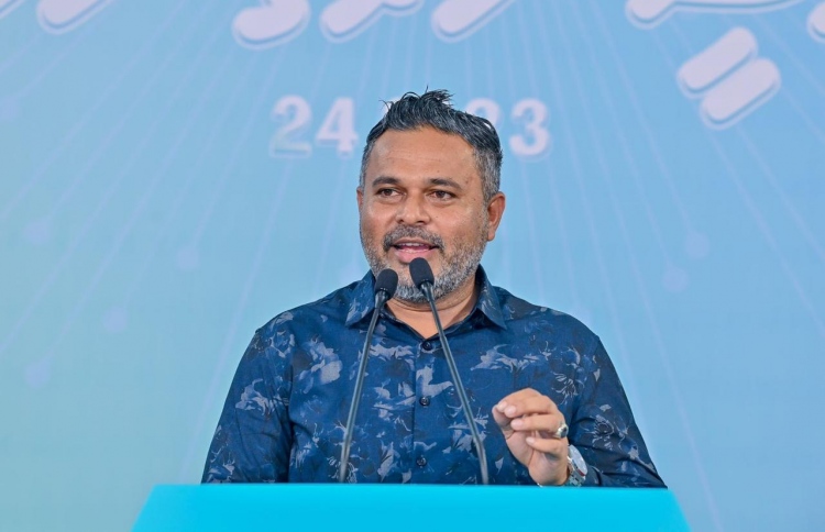 އެޖެންޑާގެ އެންމެ ކުރީގައި މަސްވެރިންނަށް ފައިސާ ދިނުން