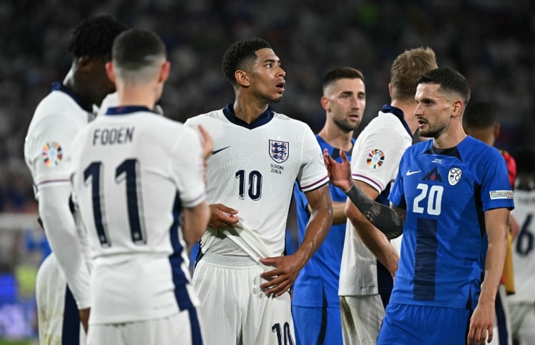 މެޗަކުން ބަލި ނުވެ ގުރޫޕްގެ އެއްވަނަ އިނގިރޭސީންނަށް