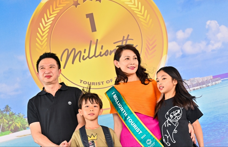 ސުޓާޕާ: ދެވަނަ ދަތުރުން އެއް މިލިއަންގެ ފަހުރު