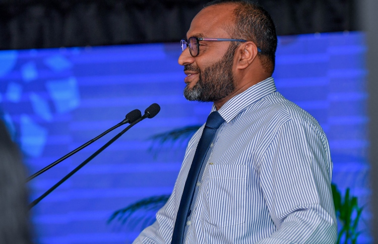 ގުރުއާން ހިތުދަސްކުރަން ބާރުއަޅަން އެލަވަންސެއް ދެނީ