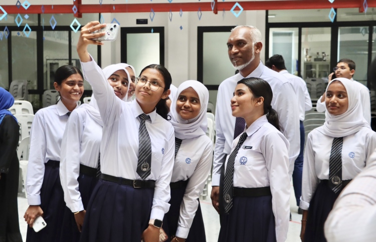 ކޮންމެ ކަމެއް ކާމިޔާބުވާނީ ނަފުސަށް އިތުބާރު ކޮށްގެން