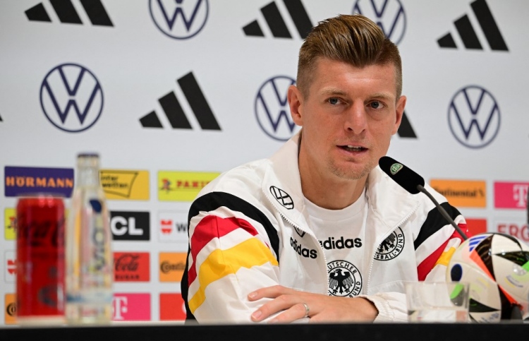 ސްޕެއިން މެޗަކީ ރިޓަޔާ ކުރާ މެޗަކަށް ނުވާނެ: ކްރޫސް